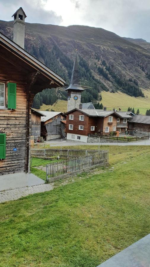 זדרון Yeti Lodge מראה חיצוני תמונה