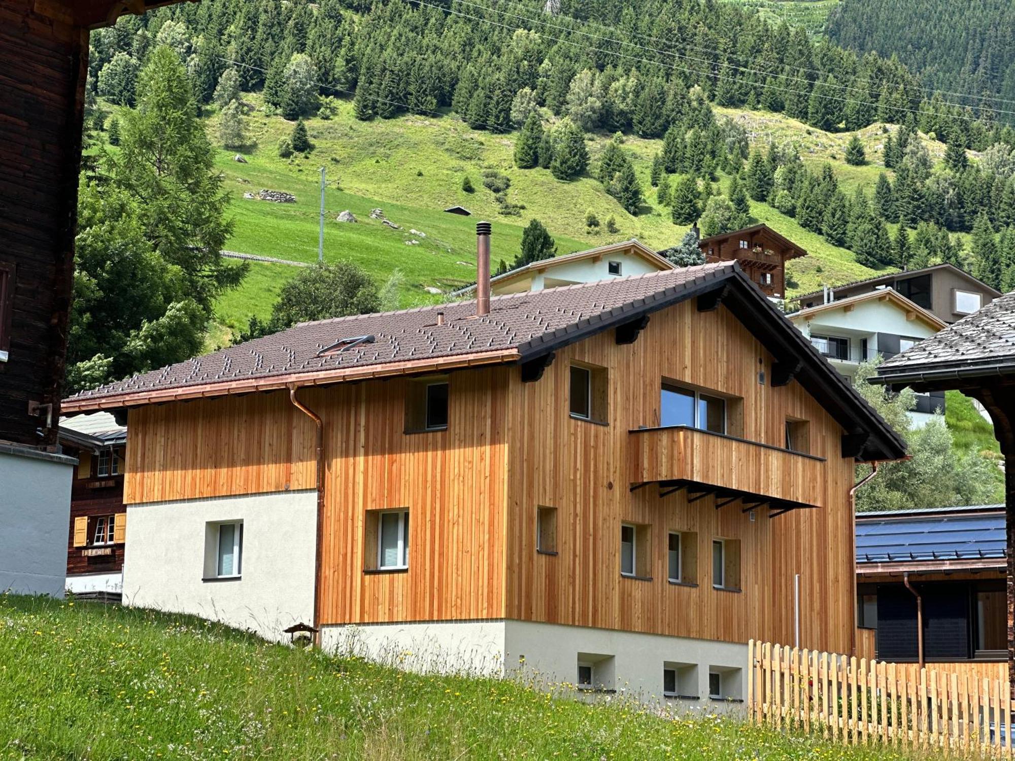 זדרון Yeti Lodge מראה חיצוני תמונה